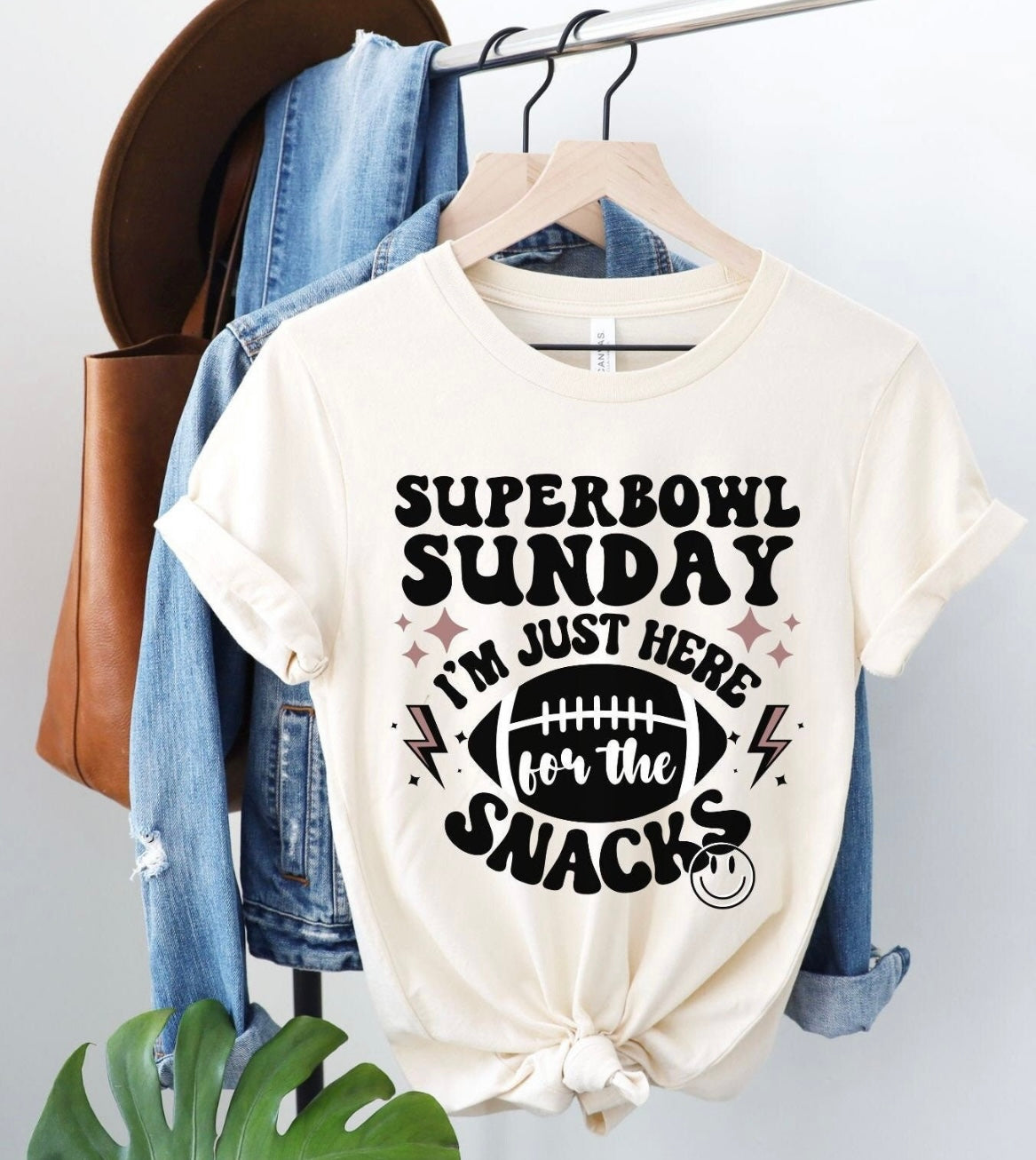 SUPERBOWL SUNDAY I'M JUST HERE FOR THE SNACKS